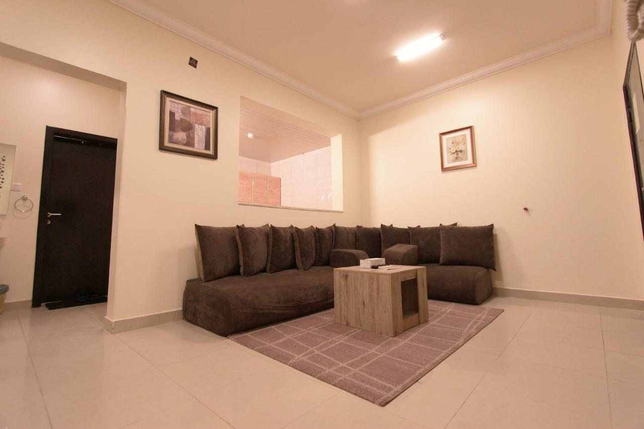 Al Qaswaa Furnished Apartements Buraidah Bagian luar foto